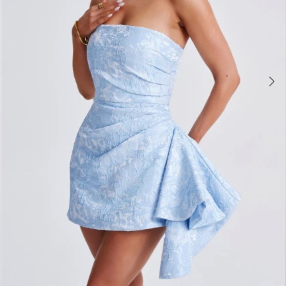 Babyboo Elodie light blue strapless mini dress